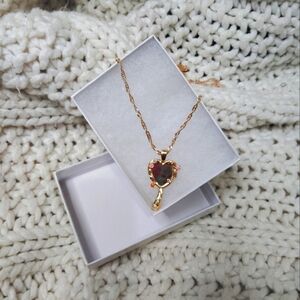 Elegant Gold and Red Pendant Necklace